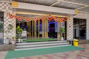 Neelkanth Hotel And Restaurant - Image 5