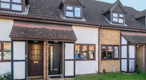 Hersham Apartment Ideal for Work & Relaxation - Pass the Keys - Image 5