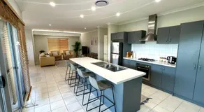 Hideaway on Peel - Image 3