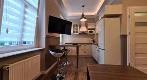 APART LuX BRISTOL - Image 2