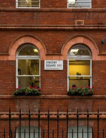 Victoria - Vincent Square by Viridian Apartments - Image 1