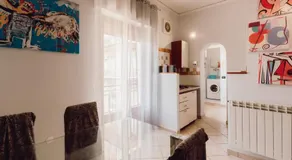 Locri Beautiful Modern Three-Room Apartment - Image 4