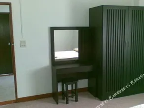 Chotiphan Apartment - Image 3