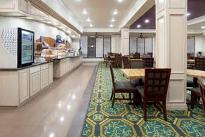 Holiday Inn Express Hotel and Suites South Padre Island by IHG - Image 4