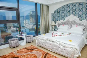 Royal Beach Hotel - Image 3