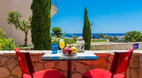 Caravella Luxury Apartments - Image 3