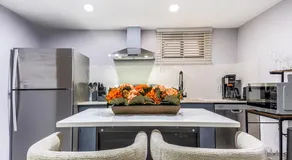 The Hideaway Suite - Image 3
