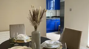 Belgravia Apartments - Image 2