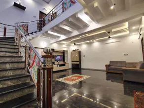 The Villa - Image 2