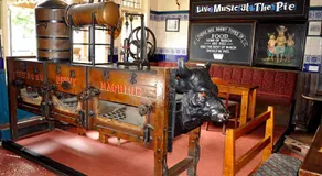 Mad O'Rourkes Pie Factory - Image 5