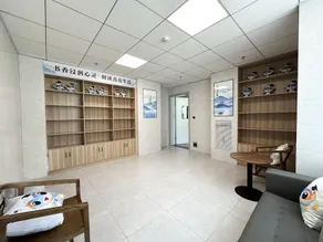 Yangzi Tianyue Hongshan Hotel - Image 5