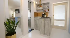 Swan Adriatic Apartment & Room - Image 3