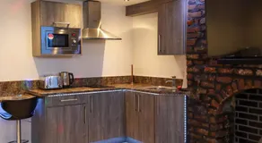 19 Rodney Street Apartments - Image 4