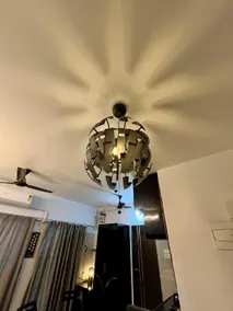 La Carlos Serviced Apartment - Image 3