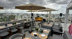 Sky Roof Hotel - Image 2