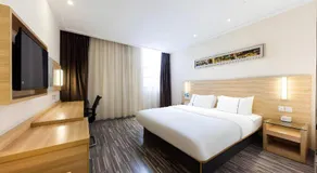 City Comfort Inn Jingmen Zhongjian Jinxiang Square - Image 2