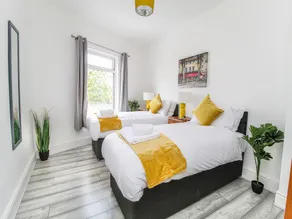 Merseyside Contractor Friendly Home - Image 3