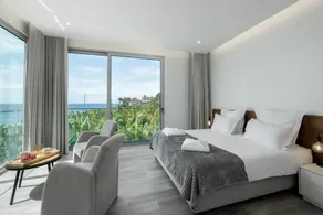 Premium villa on the Madalena seafront|BeachFront - Image 4