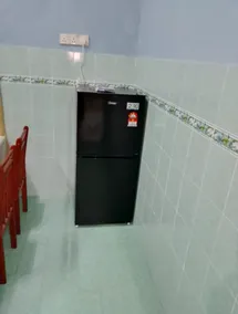 Homestay Taman Tanjung Jaya Paka 4 Bedrooms 4 AC 3 Bathrooms Netflix 15 Paxs - Image 3