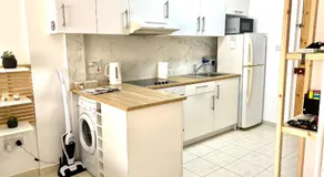 Ev Zin:Cozy, Newly rennovated, Studio, Swimming Pool B102 - Image 2