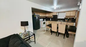 Peaceful 1 bedroom, 1 bathroom at Joe's Place - Image 3