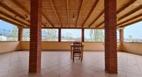 Tirane Tranquility Cottage - Image 5