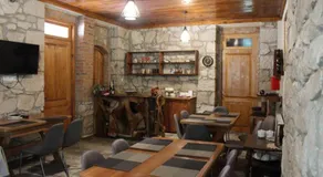 Royal Edena - Image 5