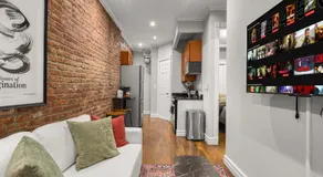 Trendy Nolita Stay Walk to SoHo & Little Italy - Image 2
