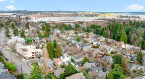 Montlake Hideaway in Spite House - Image 4