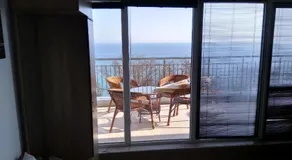 Sunny House - Image 4