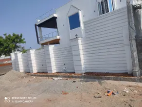 Water n weaves beach house - Image 1