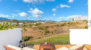 Villa con piscina climatizada y vistas al Golf - Image 5