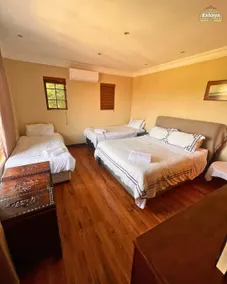 Ekhaya Guest House - Image 2