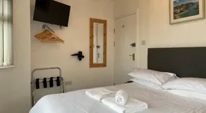 The Mandalay Guest House - Image 2