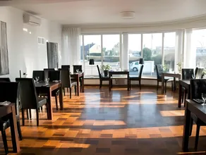 Hotel Schwarzer Adler - Image 2