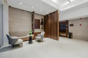 Home Inn Plus Shanghai Hongqiao National Exhibition Jiuting Center - Image 3