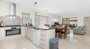 Modern and Spacious in Alkimos - Image 3