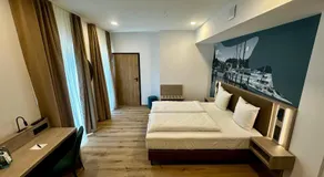 Double room, bath, toilet, disabled access - Image 2