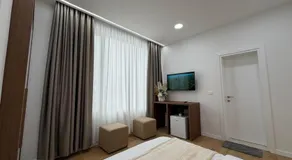 Loris Rooms - Image 3