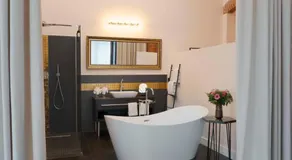meergut HOTELS - Image 4