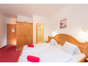 Pretty Holiday Home in Schladming on the slopes - Image 3