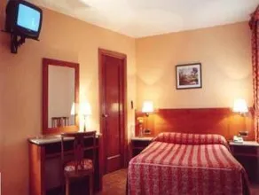 Hostal Cortés - Image 3