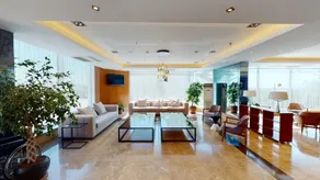 DOUBLE ROYAL HOTEL - Image 2