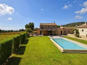 Finca in Manacor with Pool & Near Beaches - Image 5