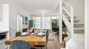 Hacienda at Henley - Chic Seaside Haven near Airport - Image 3