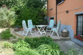 Family apartment in Villa with pool, garden, WiFi - Image 4