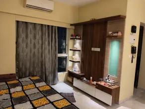 Premium 1bhk furnished flat 22nd floor with Fridge - Image 2
