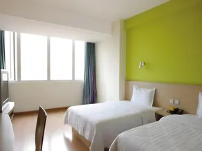 7 Days Inn Dongguan Houjie Exhibition Center - Image 4