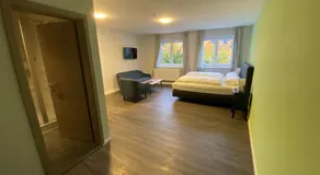 JG Hotel am Schweizerberg - Image 2