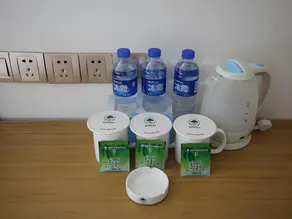 GreenTree Inn Xuancheng Jingxian Wannan First Street Express Hotel - Image 3